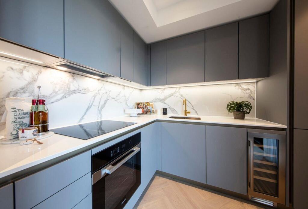 Triptych Place, 00204 (9).jpg