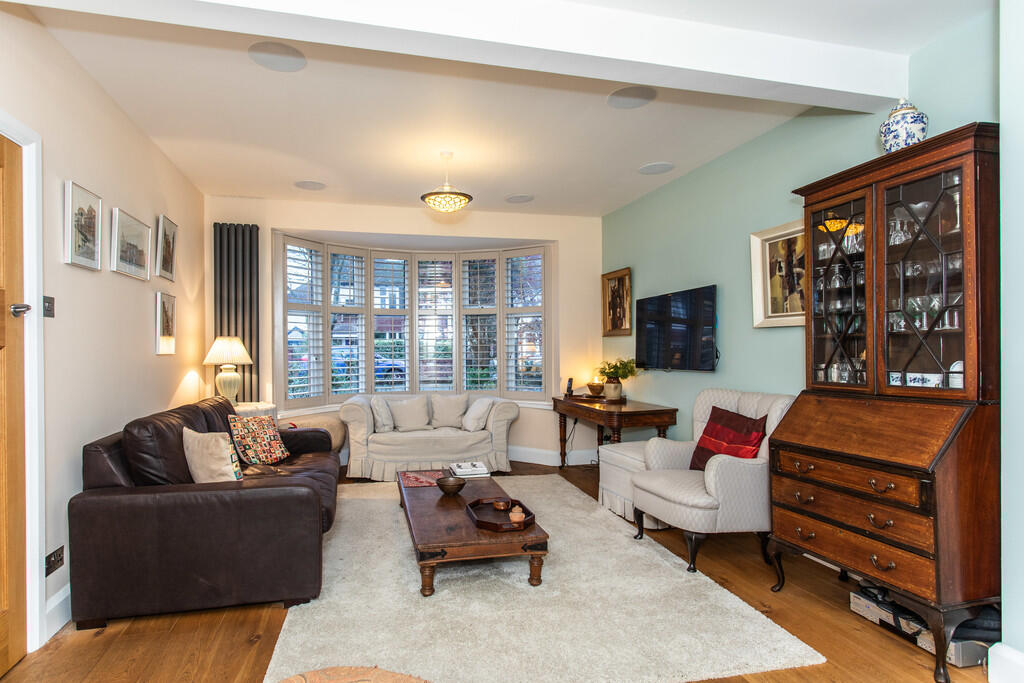 70 Braemore Road4...