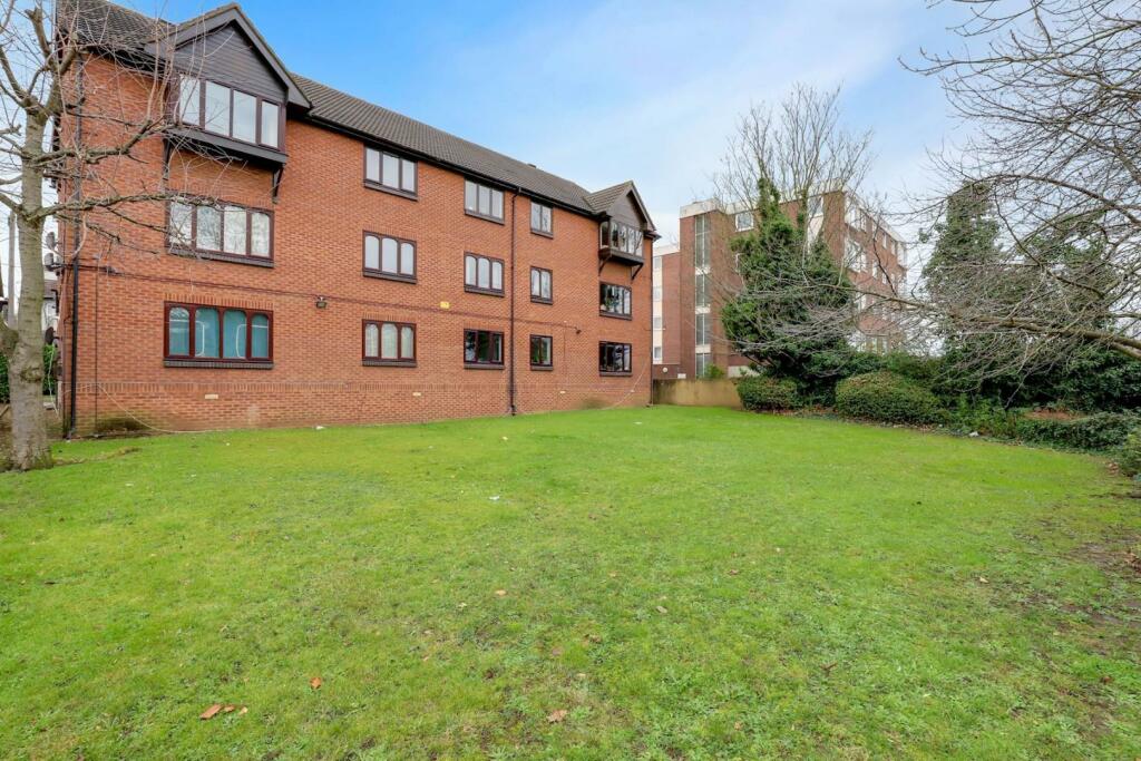 14-e193JHPropWpen - 2 Capel Court - 40-medium.jpg