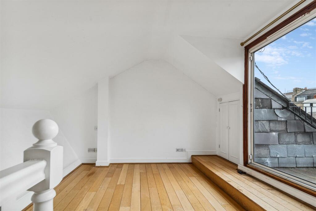 Bedroom 3 (2)
