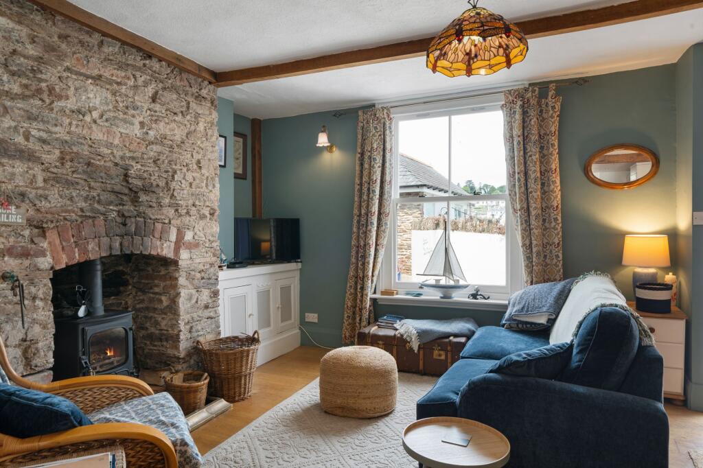 Crowthers Hill, Dartmouth, TQ6