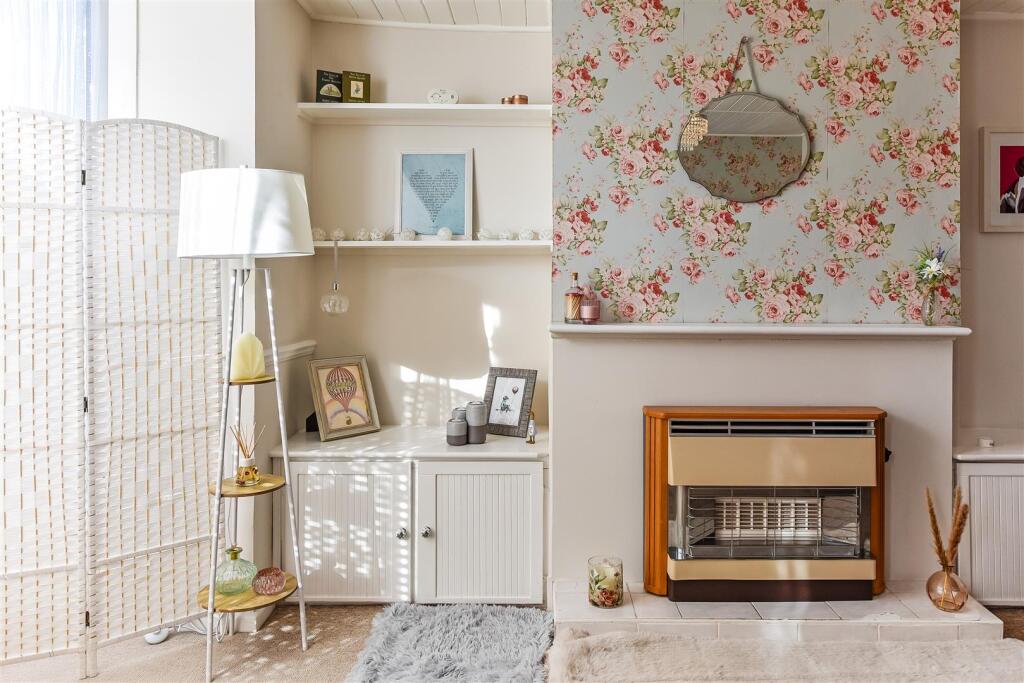 Fireplace.jpg
