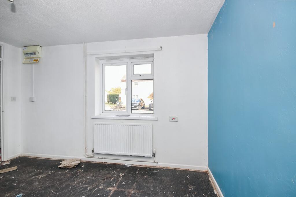 5 The Leys, Sawtry, Huntingdon, Cambridgeshire, PE28 5SE