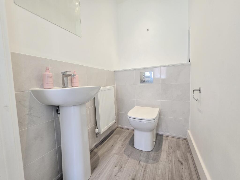 Ground floor wc