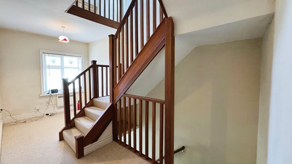 0738c227-image_pi...