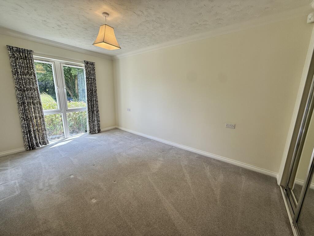 Second Double Bedroom with Fitted Wardrobes