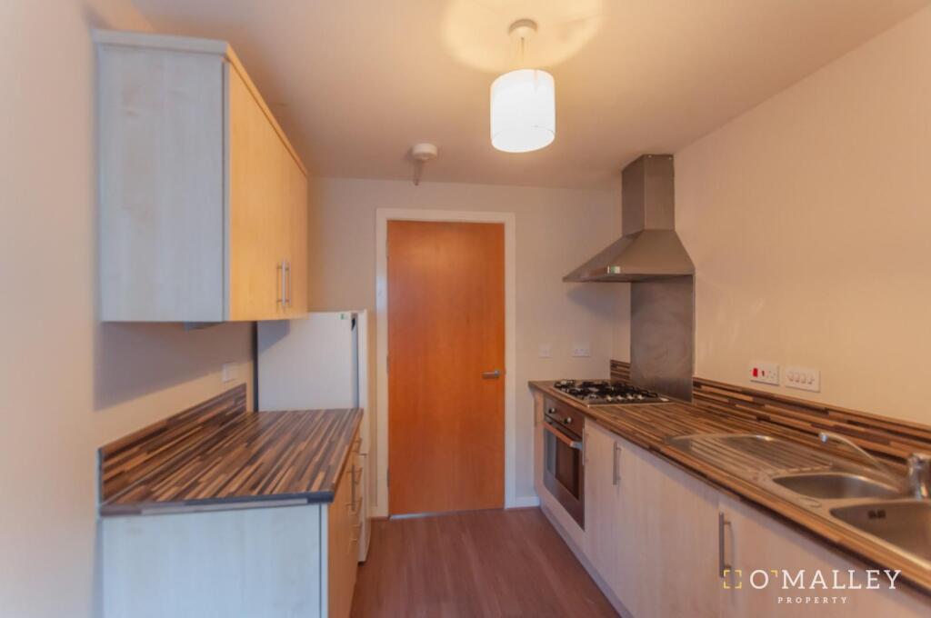 Kitchen (3) .jpg