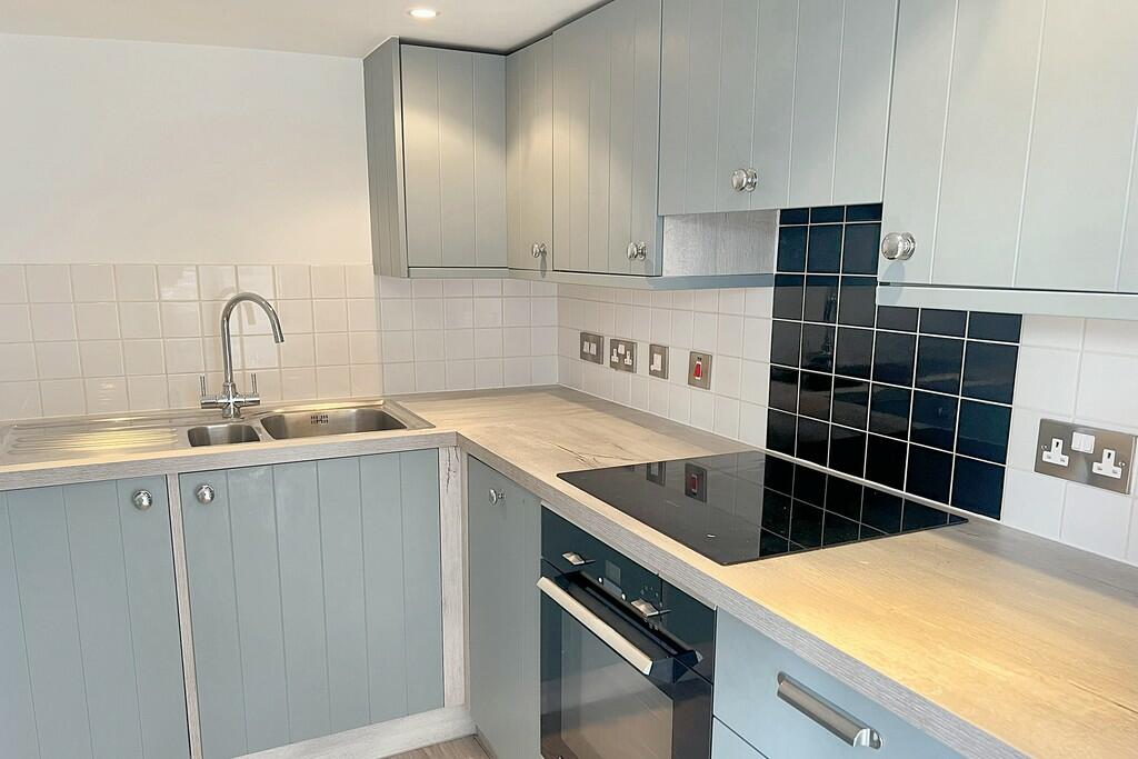 20241029_10301619...