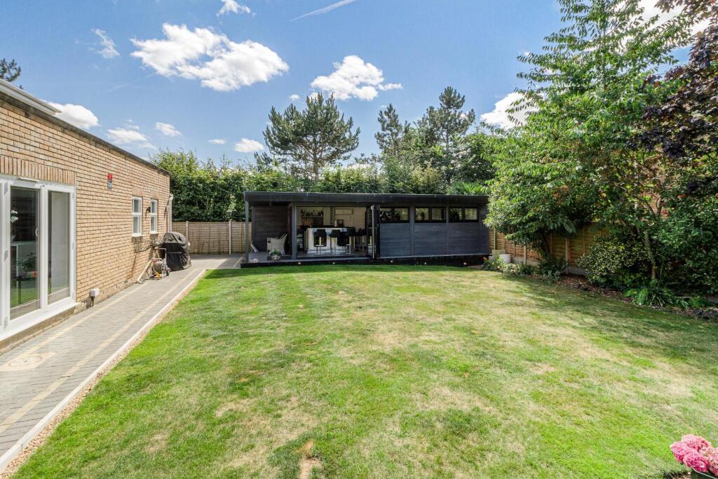 1 Turnberry Lane [HIGHres] 045.jpg