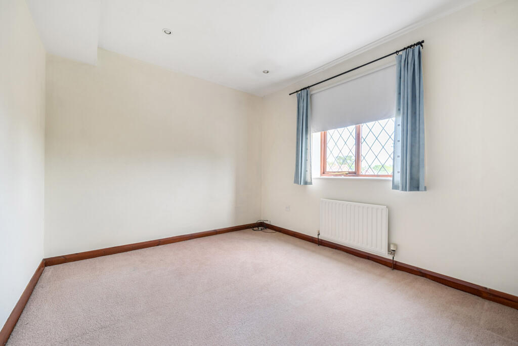 1326847-10-6877b1...