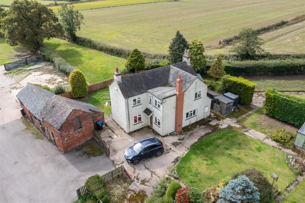 Hollies Farm-15.jpg