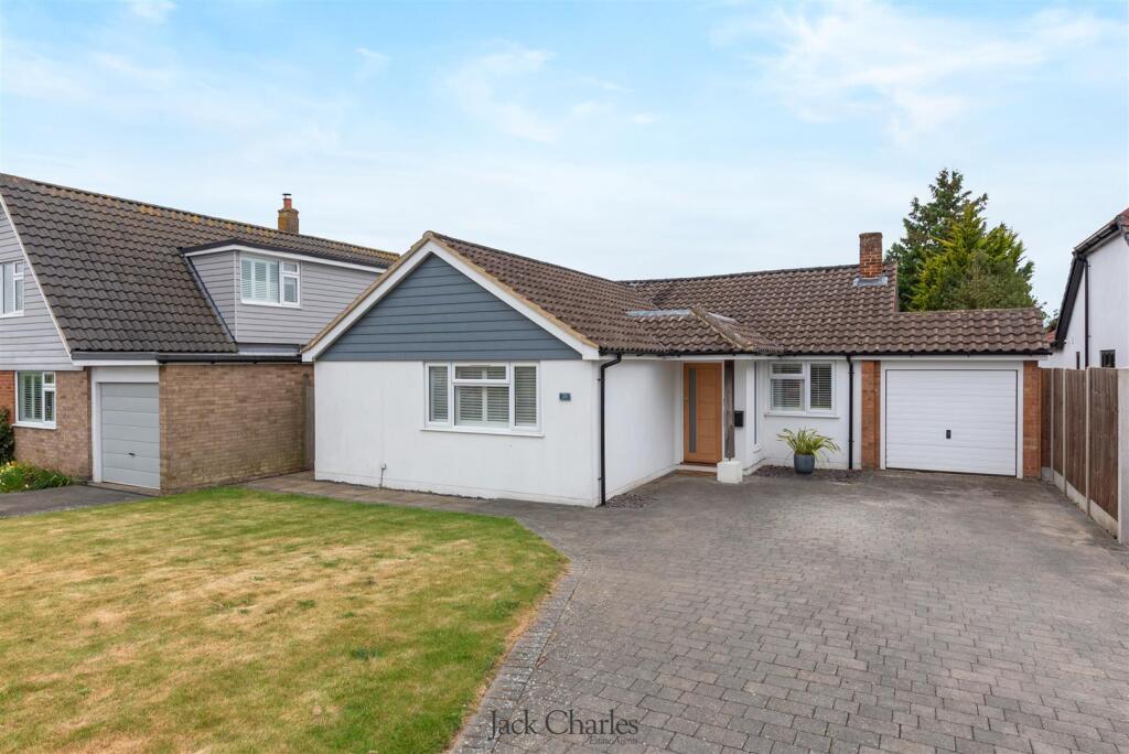 28 Barchester Way-47.jpg