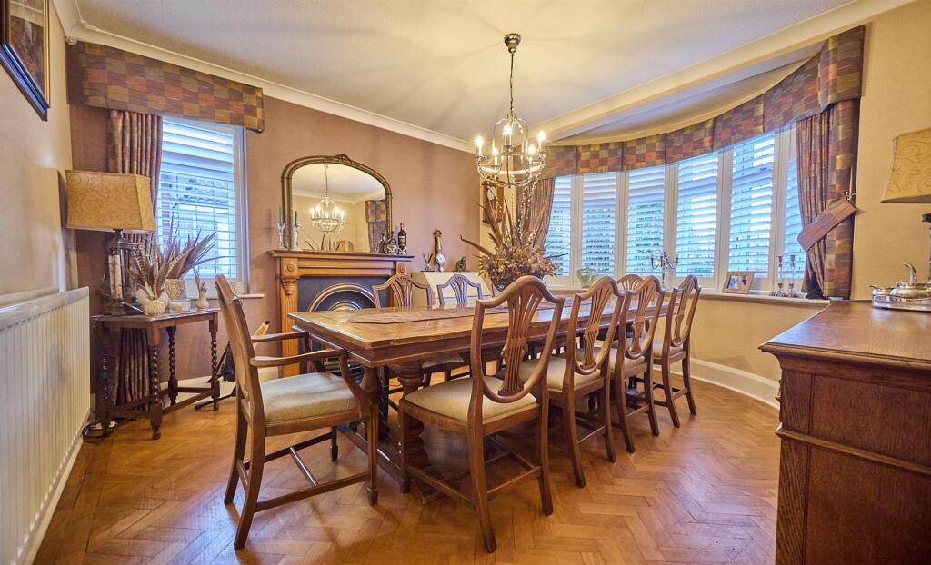 Dining Room to Front