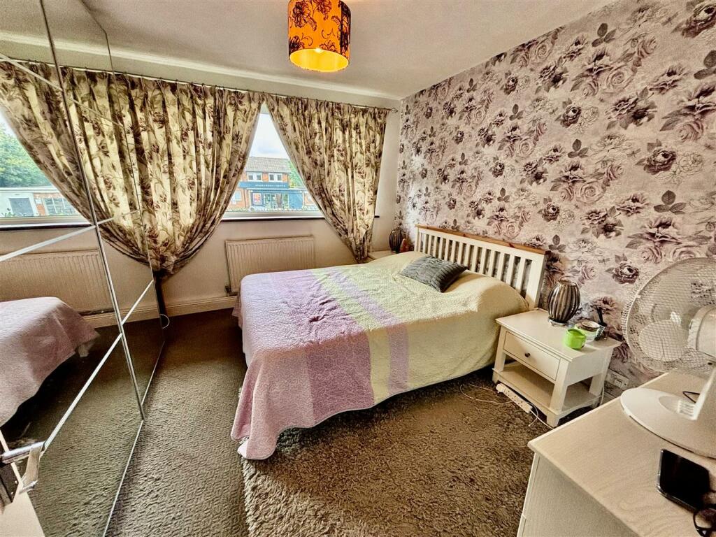 master bedroom.jpg