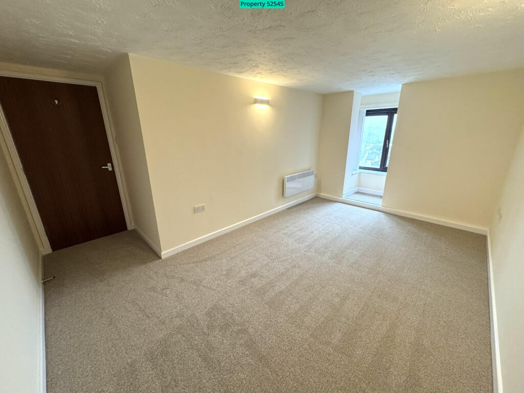40RH - Master Bedroom
