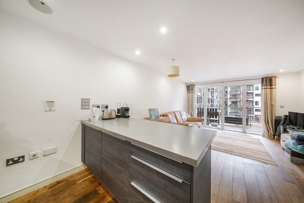 8 Seren Park Gard...