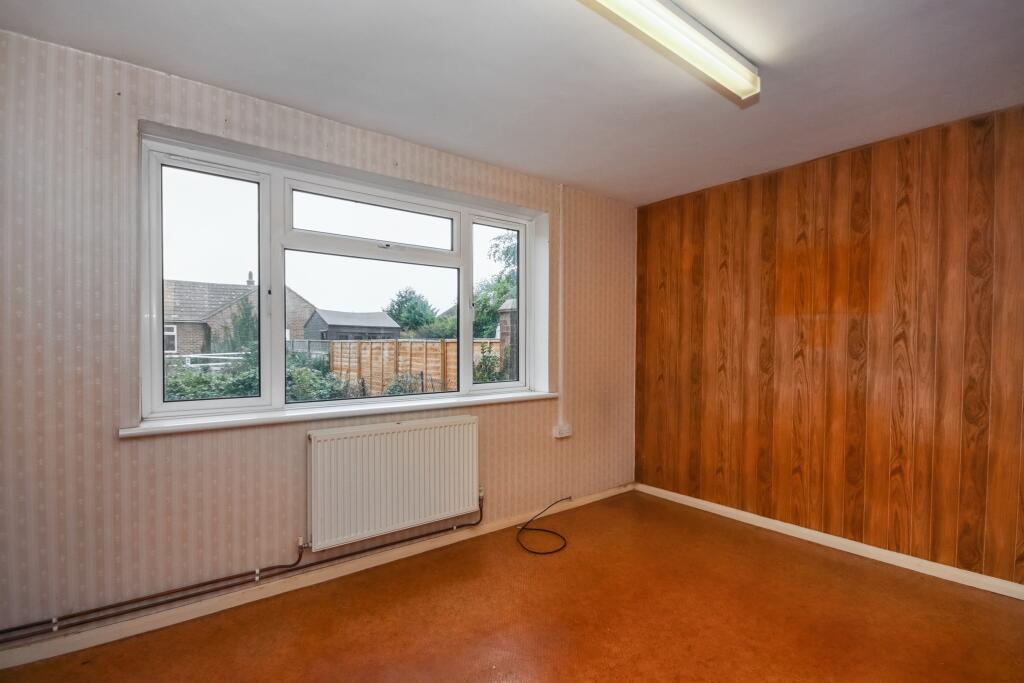34 Hawthorn Road, St. Neots, Cambridgeshire, PE19 1EY