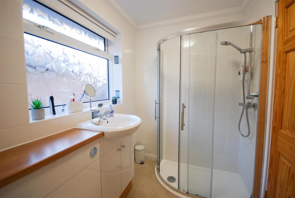 shower room.JPG