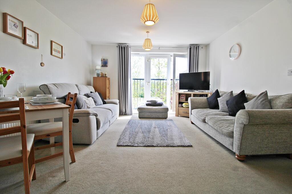 Open-plan Living/Kitchen/Diner