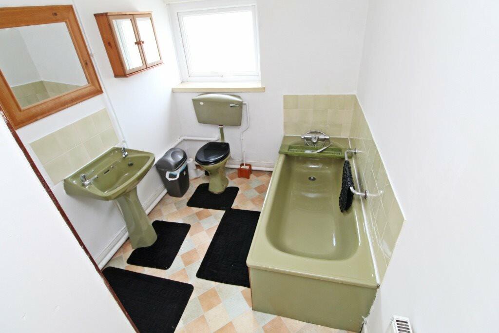 7_Bathroom