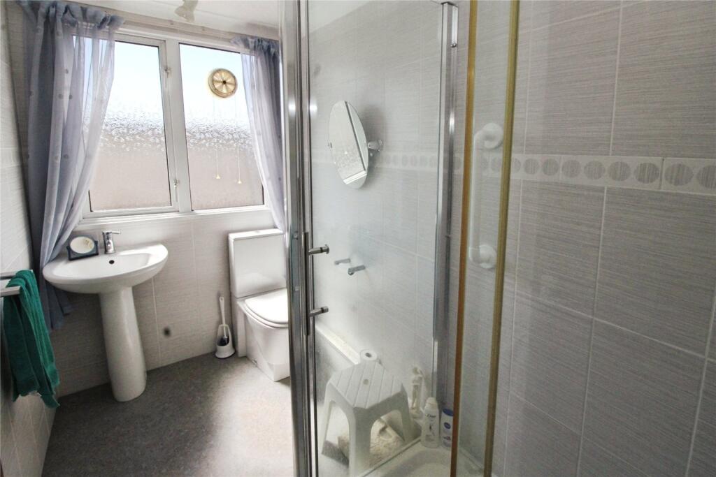 Shower Room/Wc