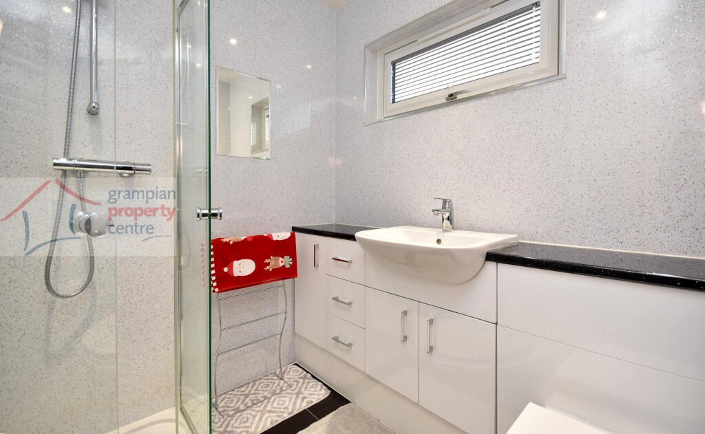 shower room.JPG