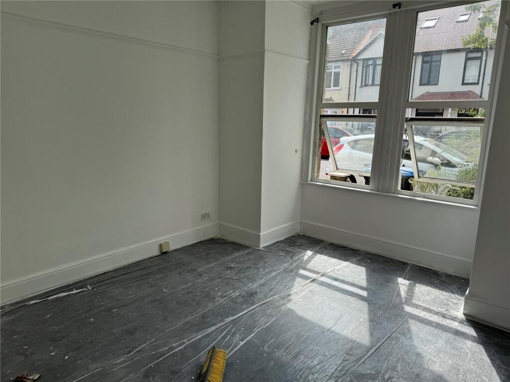 Picture No. 06