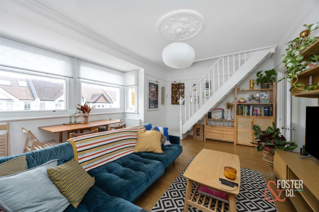 Lyndhurst Road, 31, First Floor Flat-004.jpg