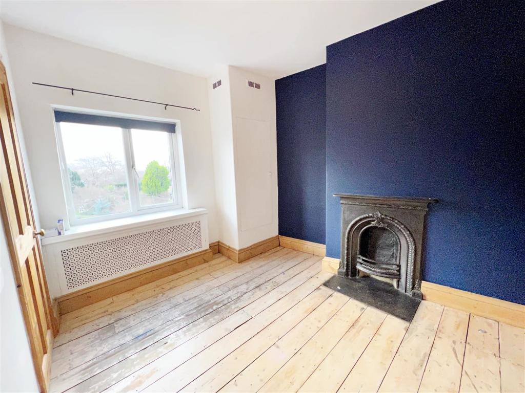 Bedroom 2.jpg