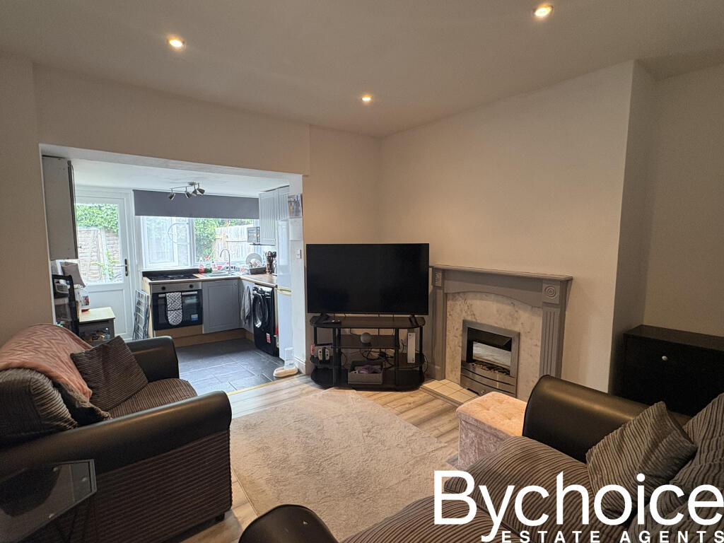 24 Duddery road living room .jpeg