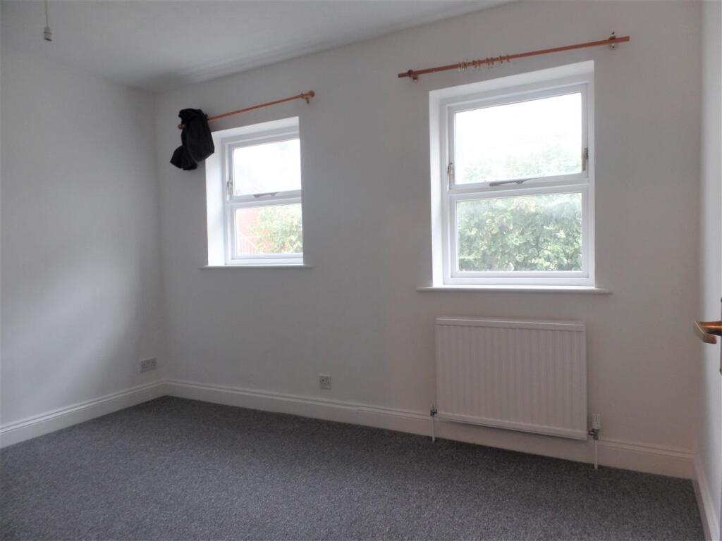 bedroom.jpg