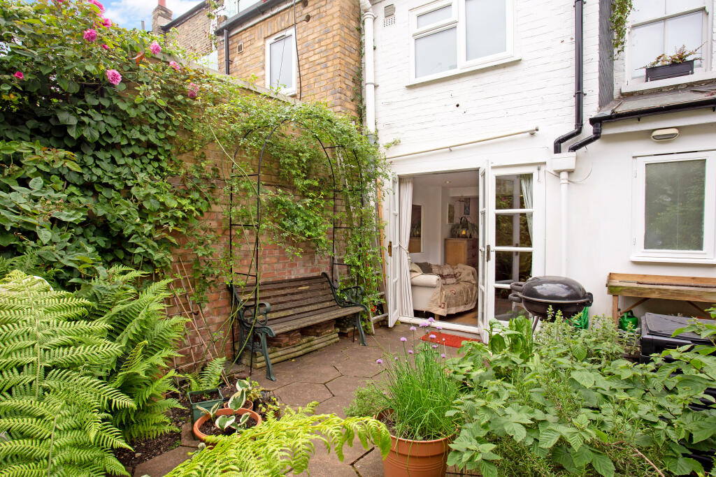 39a Swanscombe Road