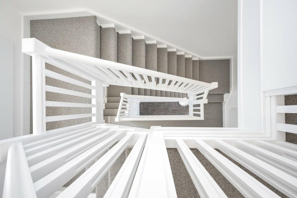 (22) RM Trafalgar...