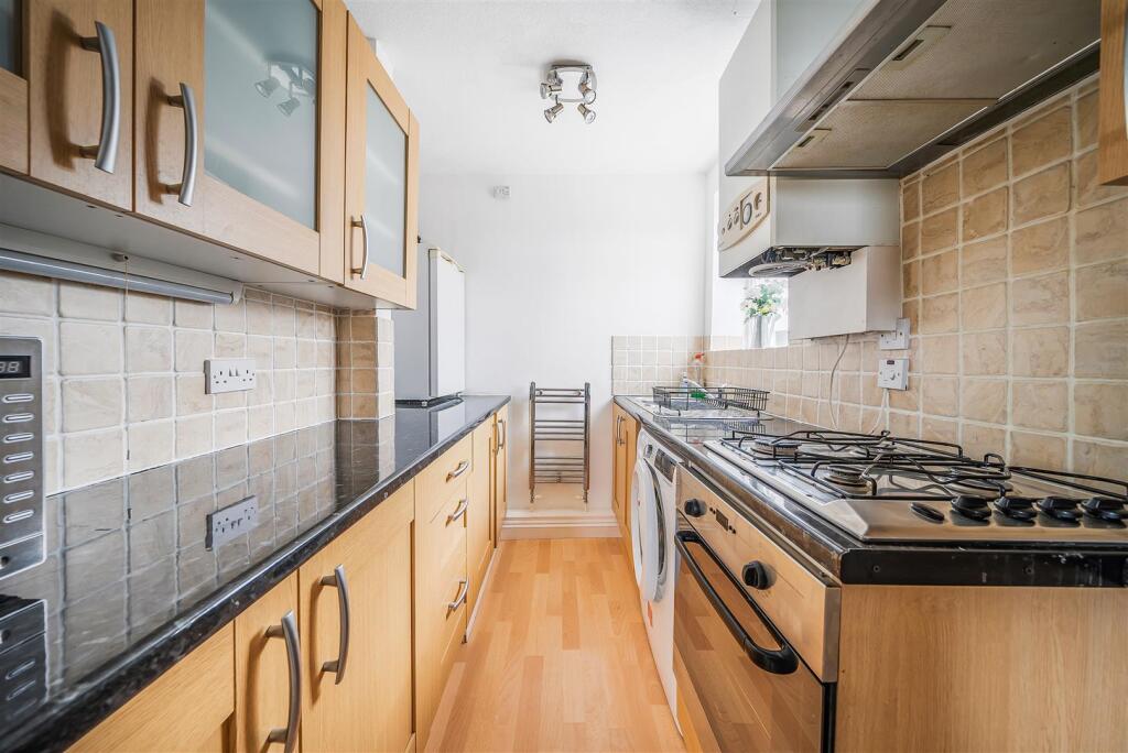 67d0181b59c93-1254983 (5) (2).jpg