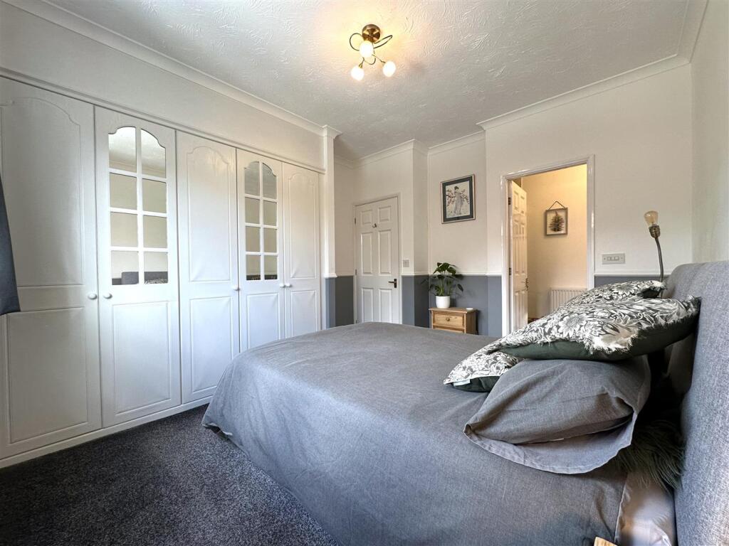 Bedroom One Into En-Suite 792