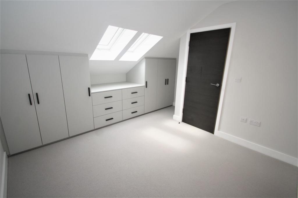 Bedroom1.jpg