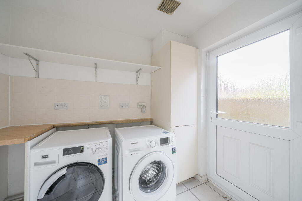 1300811-9-6839cab...