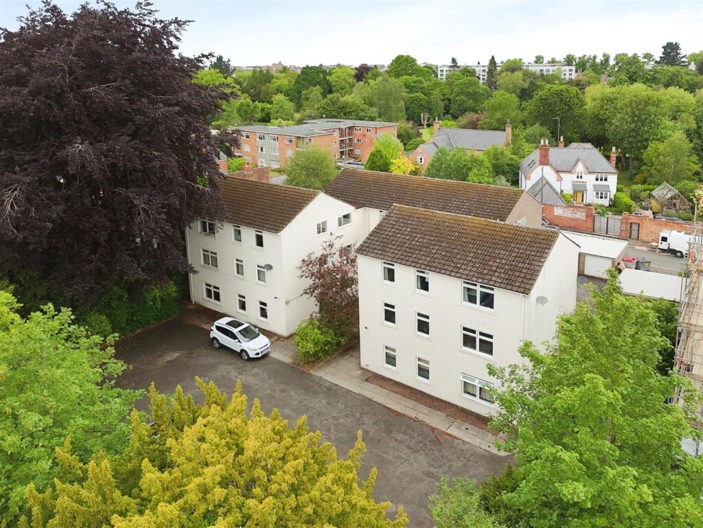 0d4e07cd-7-4269-81A9-C06D693FF084-1440-00000039FB1