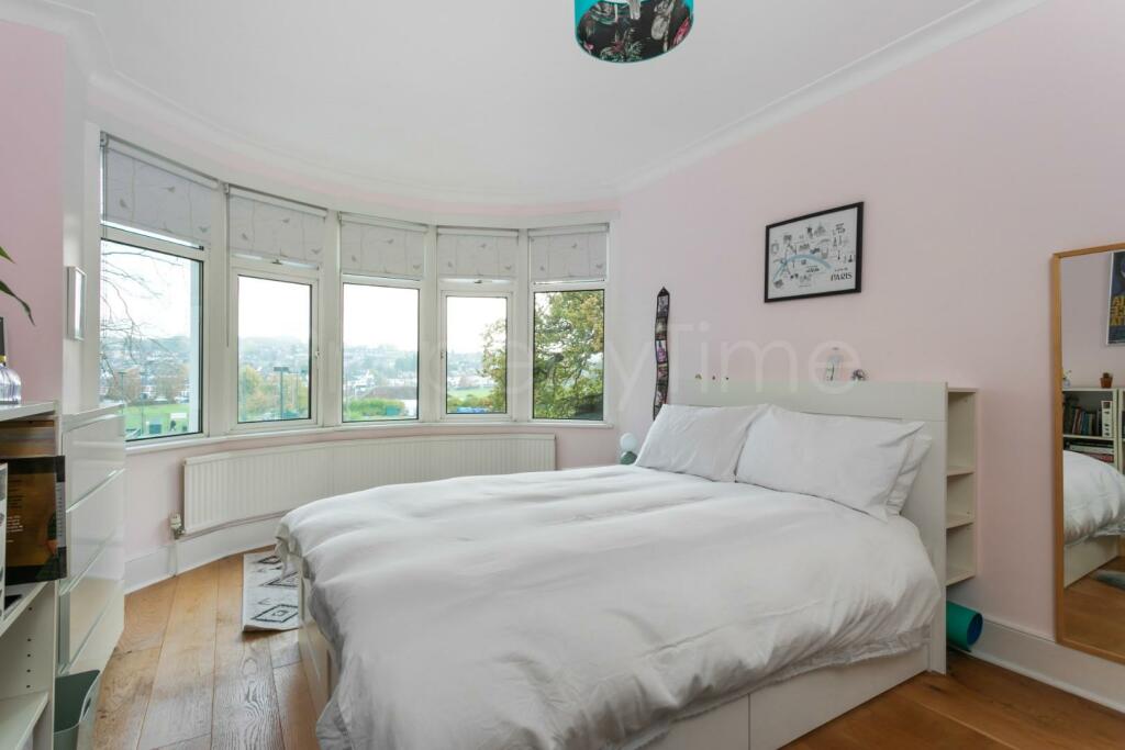 2910202413_PTIME_46 Bidwell Gardens _N11 2AU_004.j