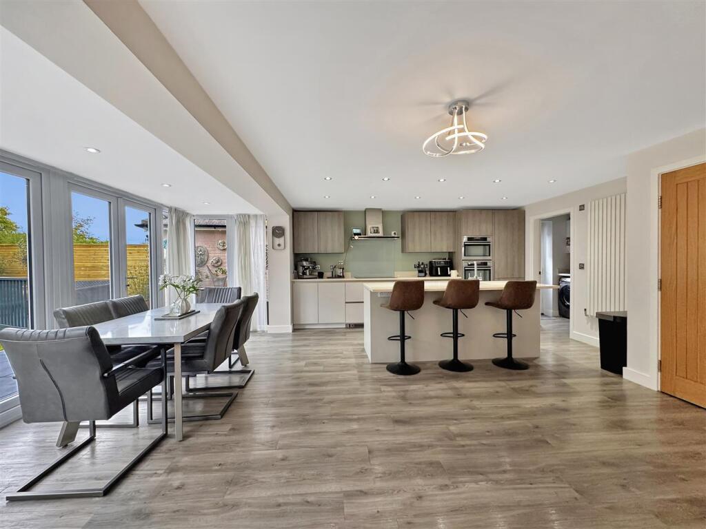 Living Kitchen