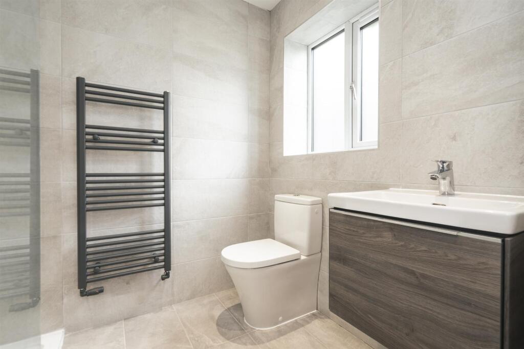 Bedroom Three Ensuite