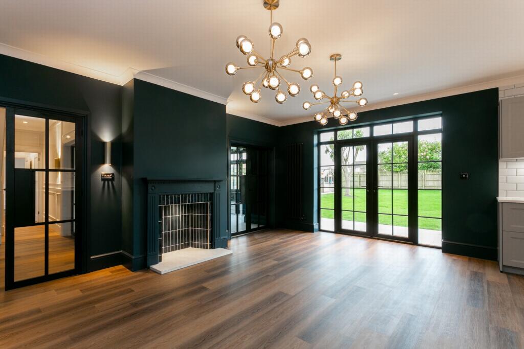 Dining/living space