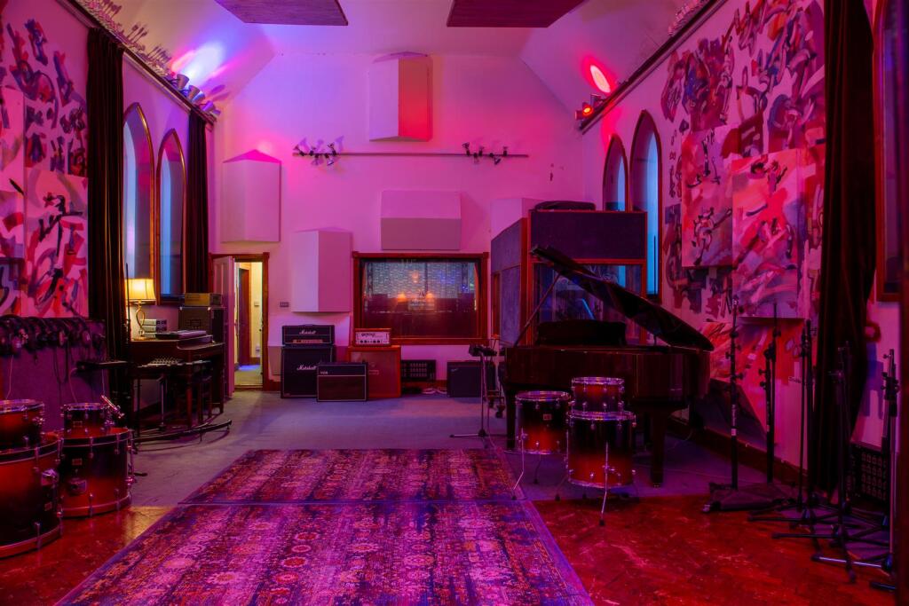 Live room 2.jpg