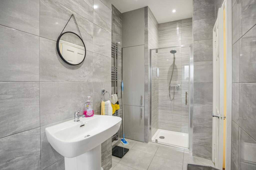 15 Guildford Street, Ossett, West Yorkshire, WF5 8LL