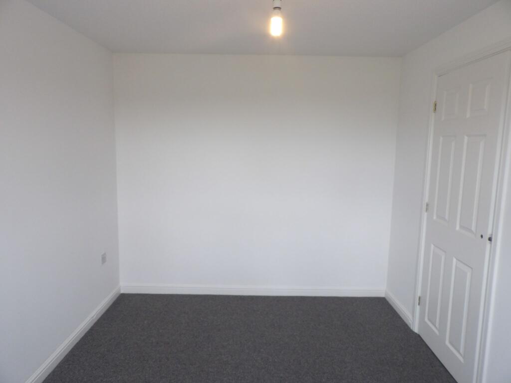 Photograph 9