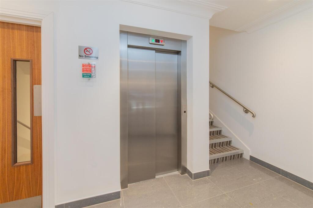 flat 4 Annabel Court-32DSC_1119.jpg