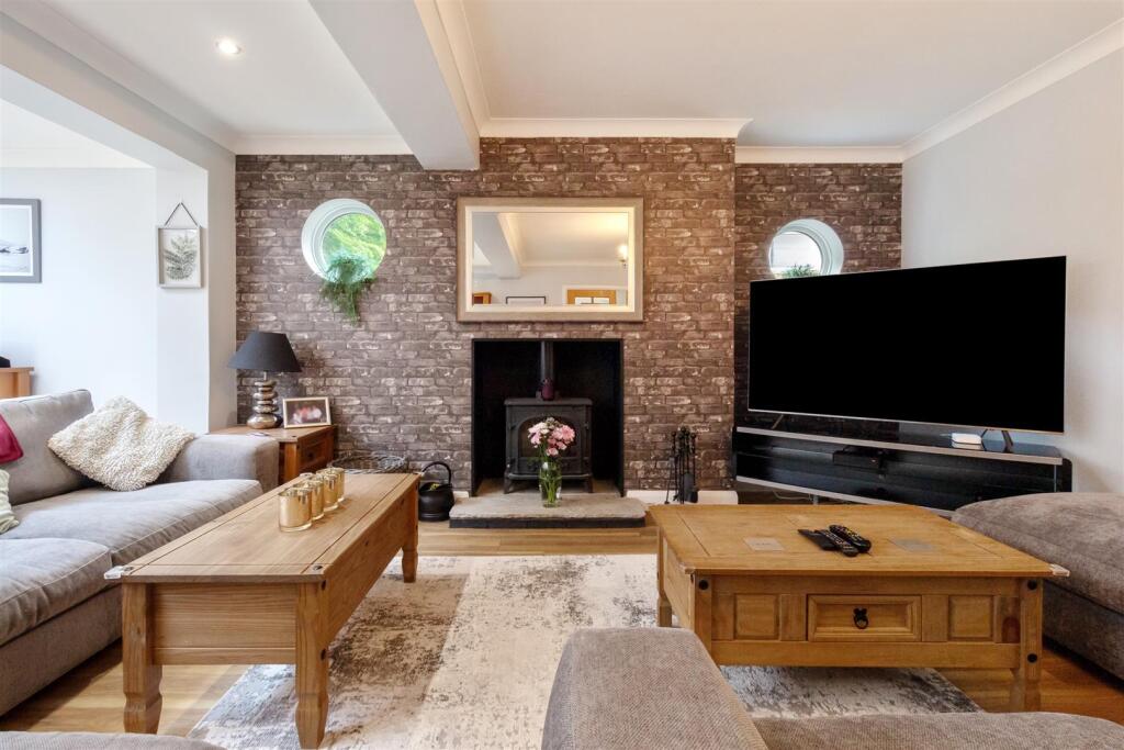 Longlands 20-007.jpg