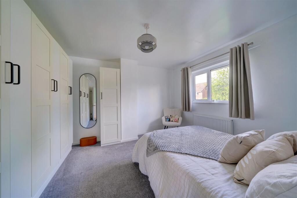 30 Wassell Drive (13).jpg