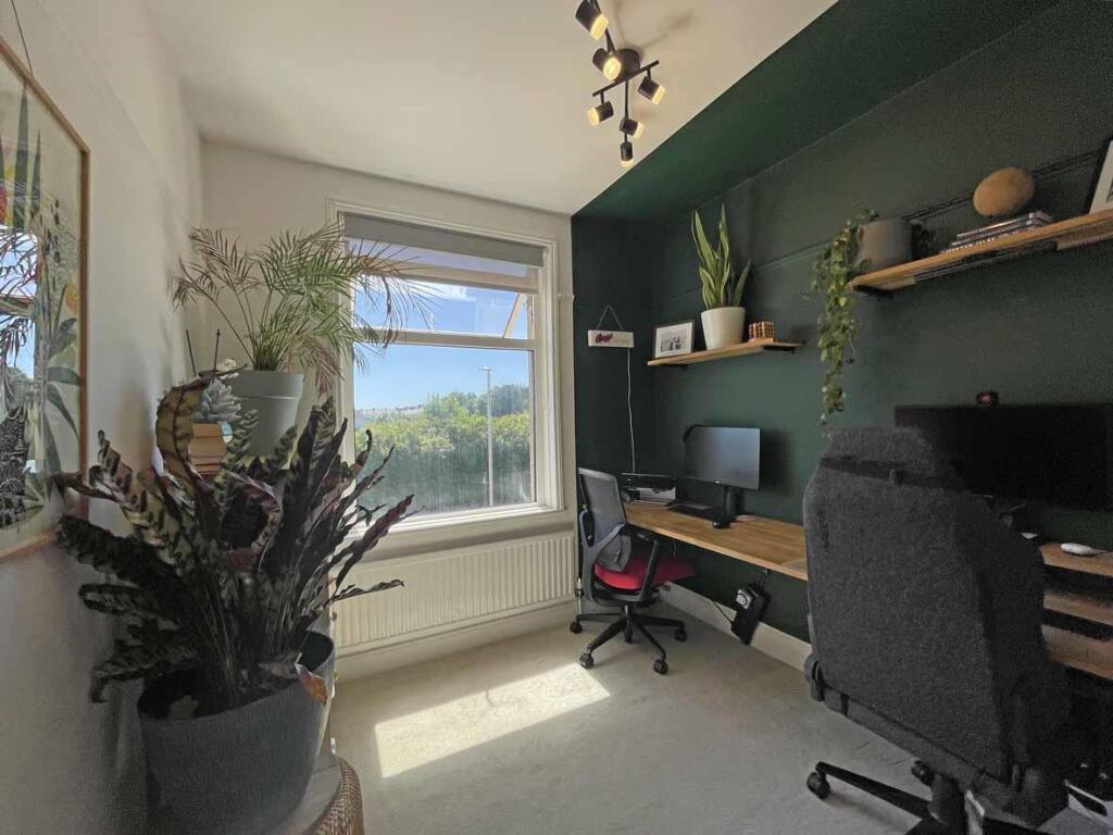 Eggbuckland Road 115 Bed 3.jpg