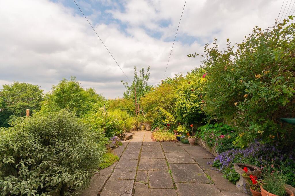 0V7STN - External E.jpg